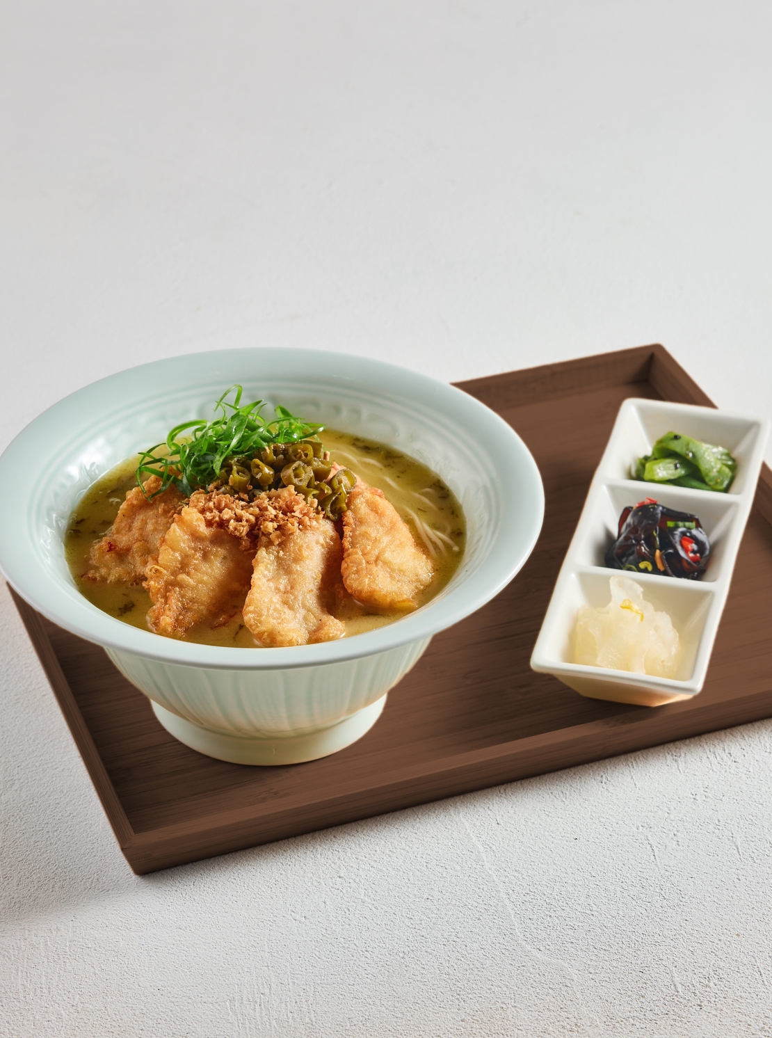 酸菜金黃魚片雞湯拉麵1110x1492