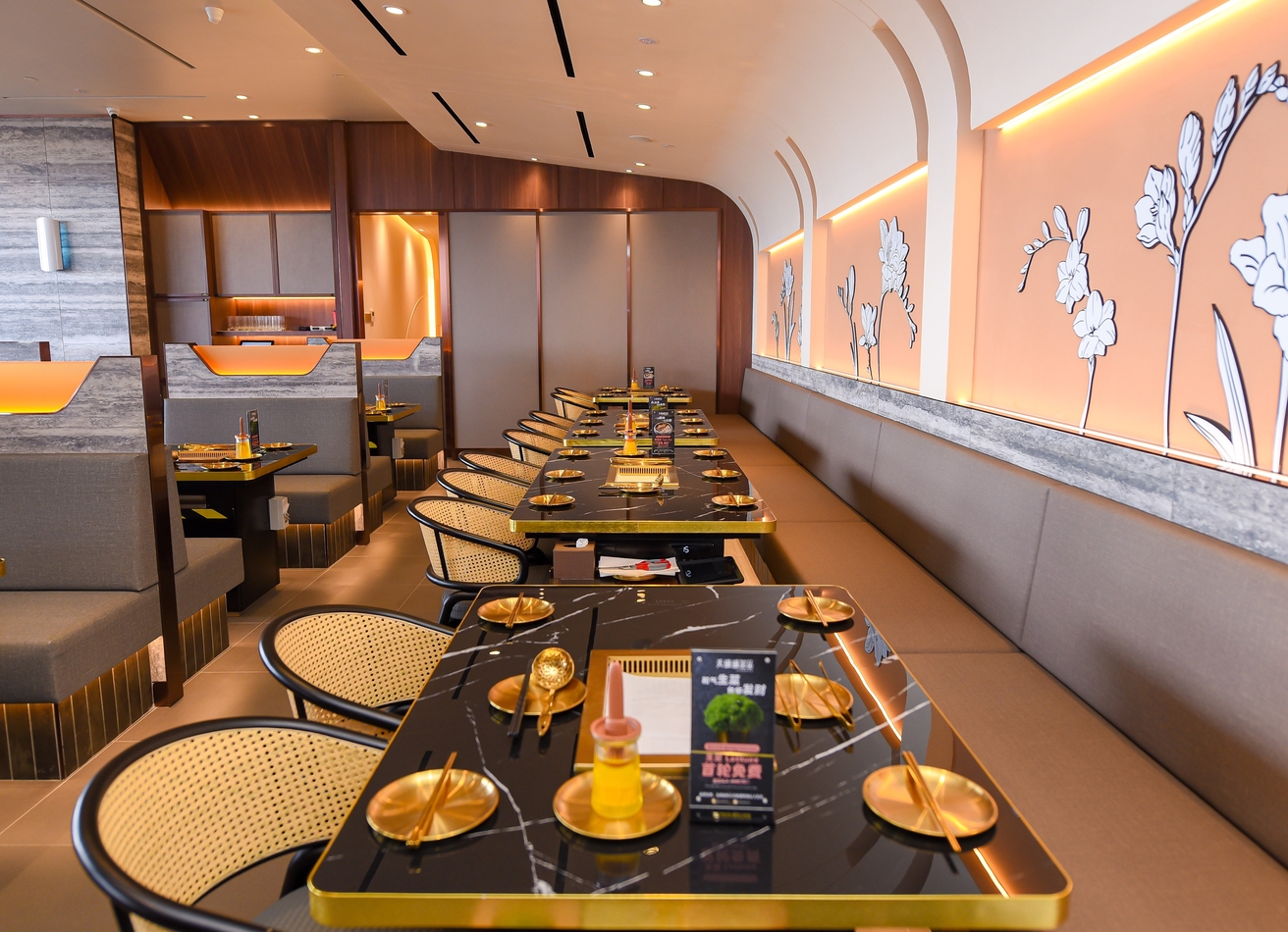 BZZ_Interior3_1312x950px