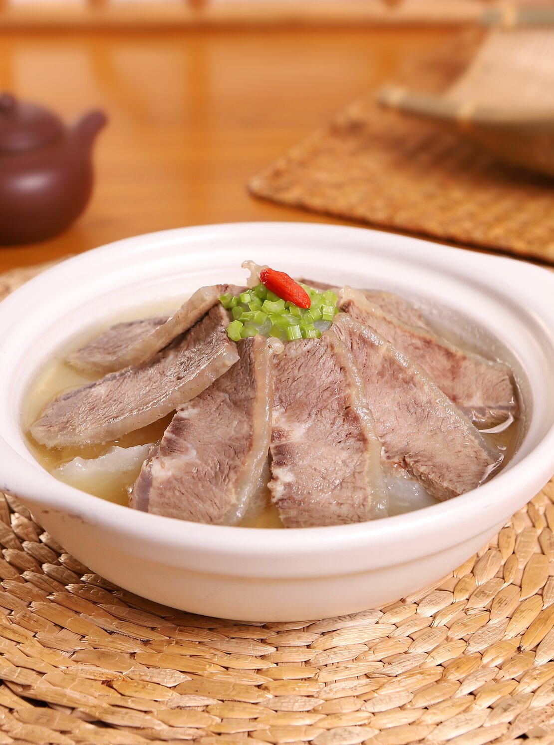 rsz_清汤萝卜牛腩煲