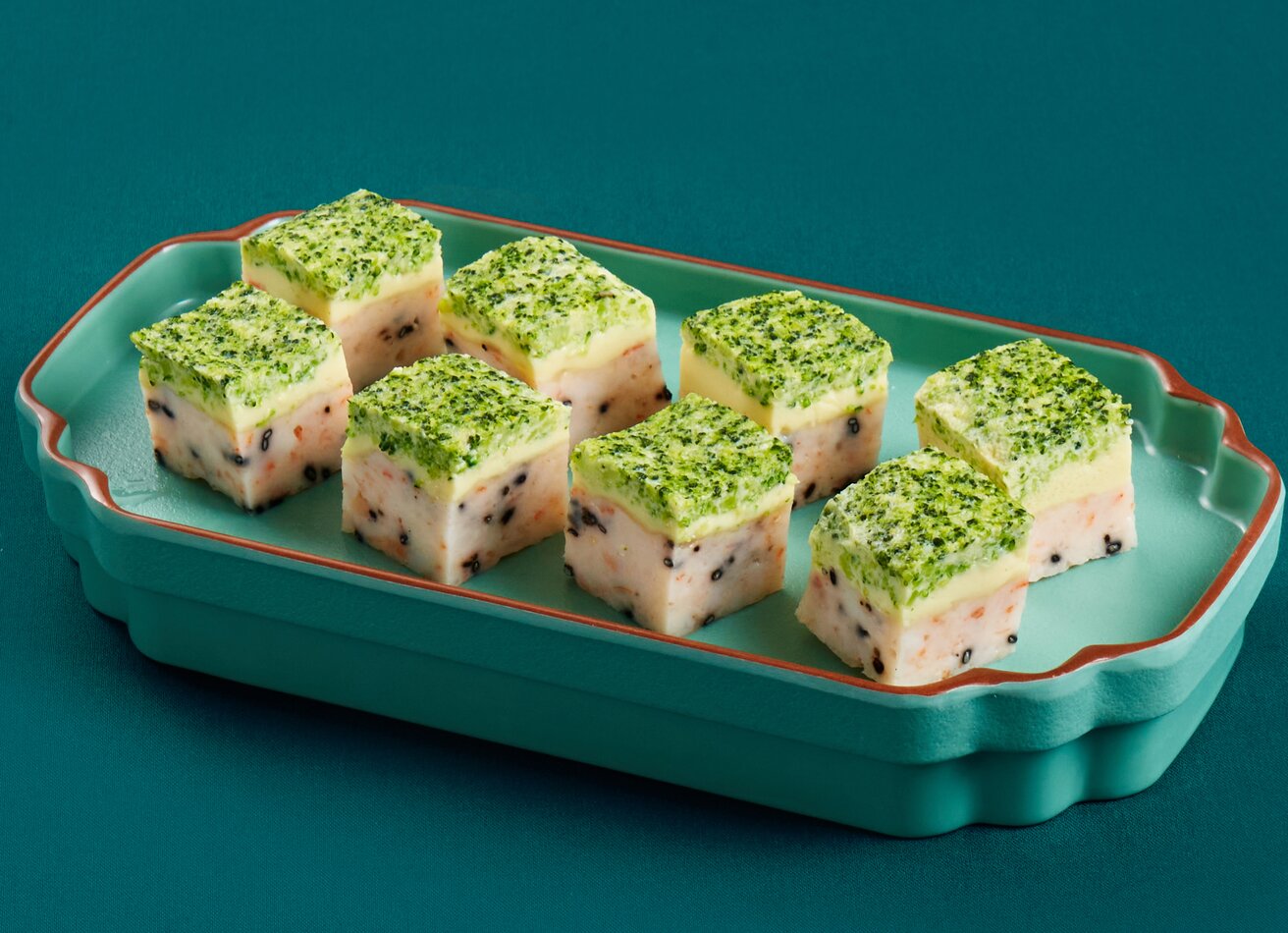 rsz_steamed_eggs_with_prawn_paste_and_broccoli